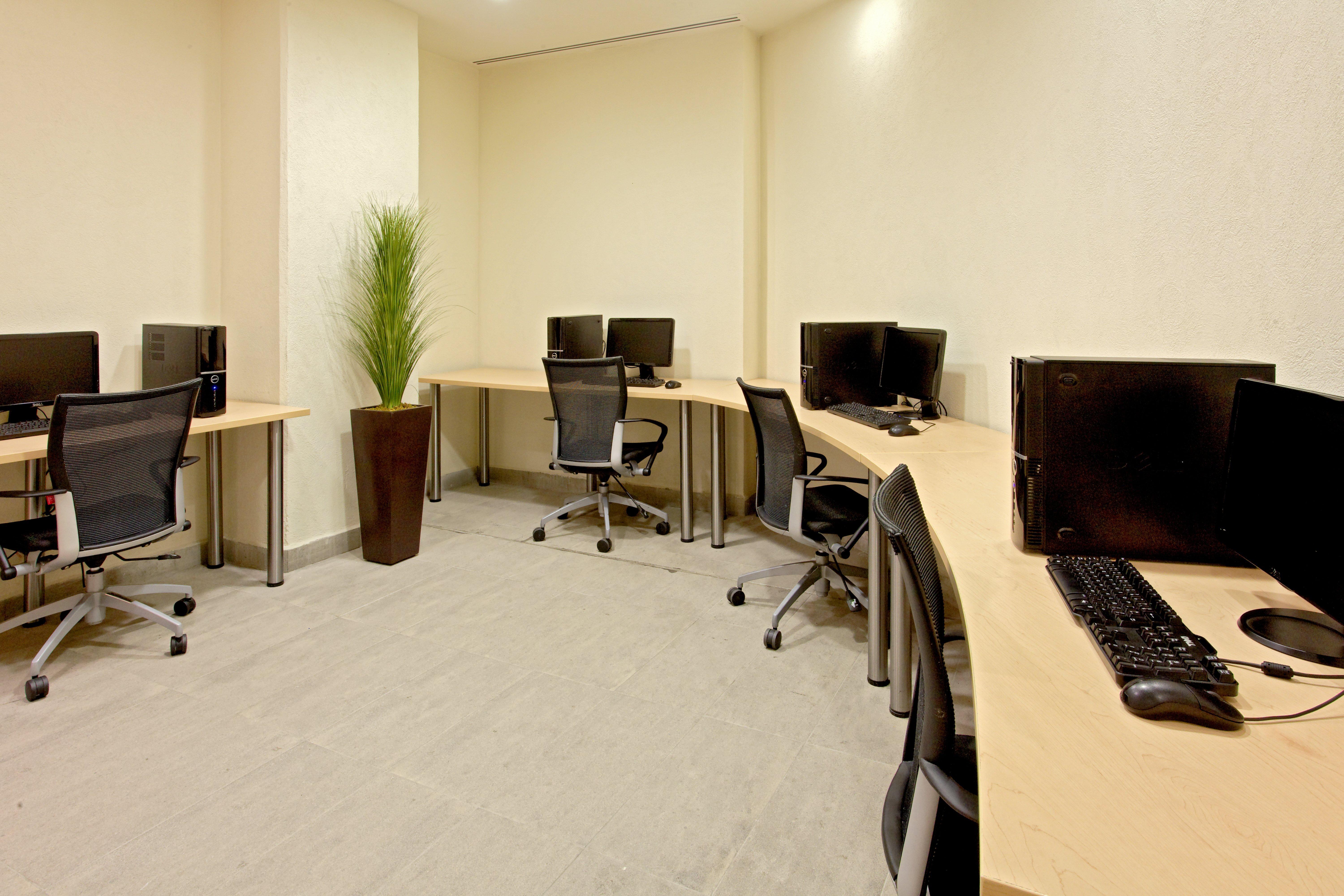 Holiday Inn Express Guadalajara Expo By Ihg Zapopan Exteriör bild
