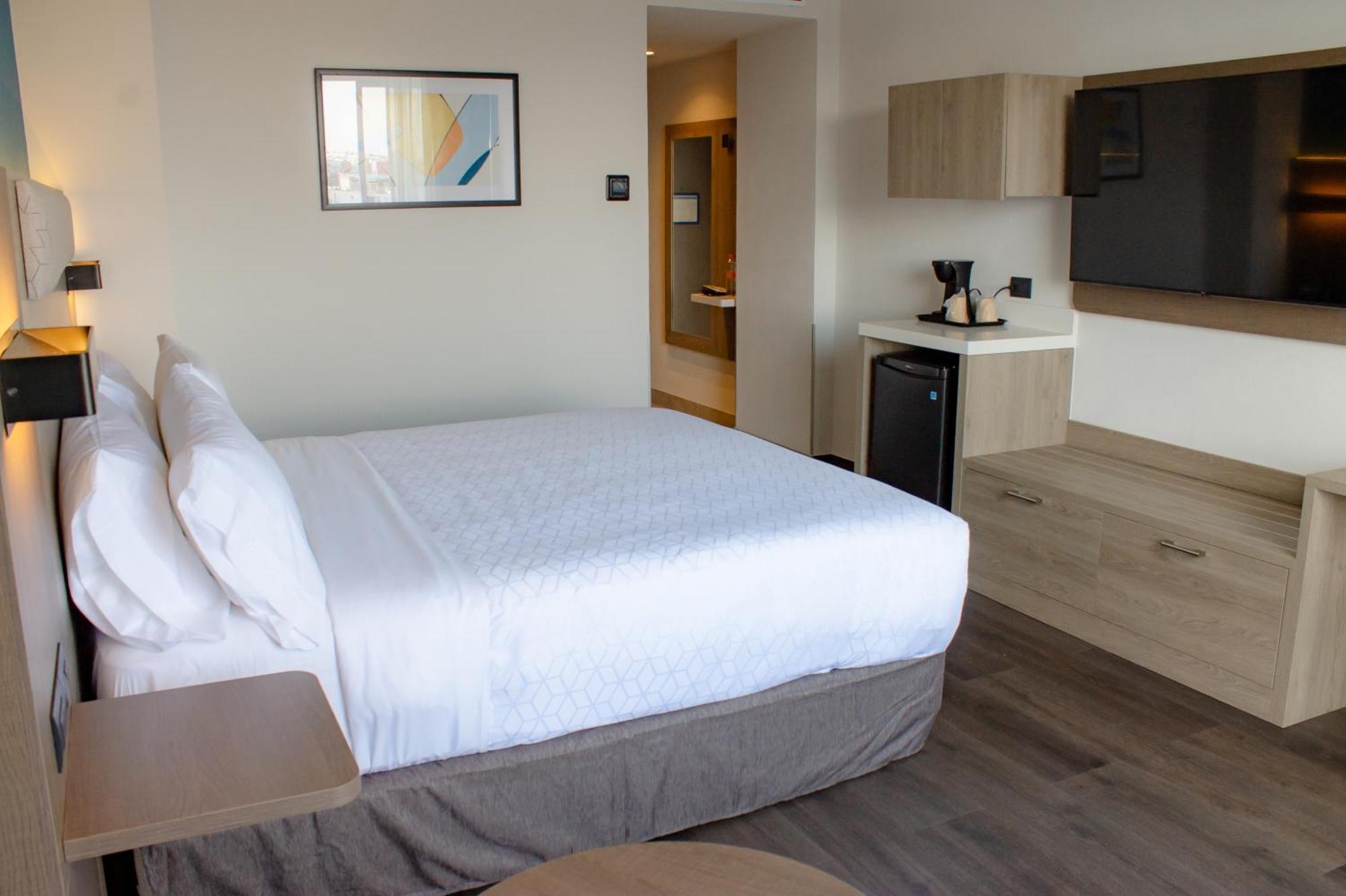 Holiday Inn Express Guadalajara Expo By Ihg Zapopan Exteriör bild